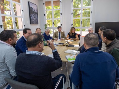 EL AYUNTAMIENTO AMPLÍA LA RECOGIDA PUERTA A PUERTA AL POLÍGONO SU EMINENCIA PARA REFORZAR LA LIMPIEZA EN LOS PARQUES EMPRESARIALES